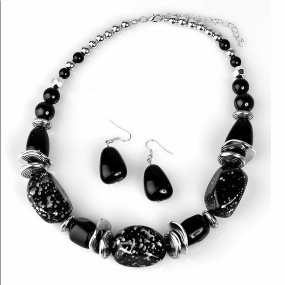 Black & silver marble print necklace & earrings! - Picture 1 of 3